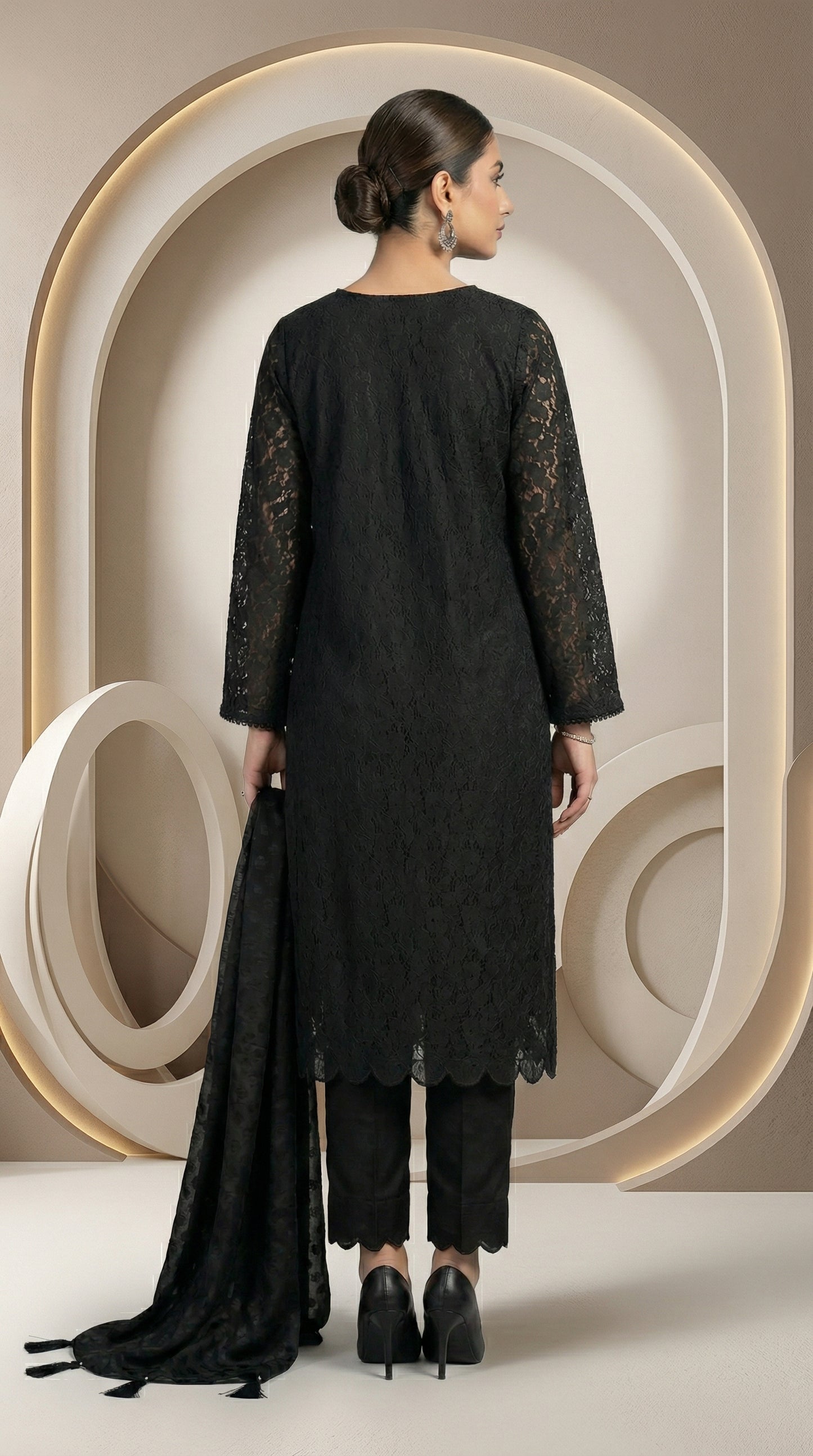 Midnight Elegance – Premium Chantelle-Style Floral Lace 3-Piece Ensemble